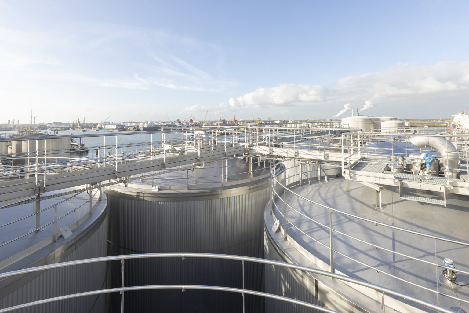 Design and installation of stainless steel access structures