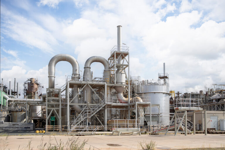 Gpi Tanks XL bouwt twee 1,089 m³ duplex reactietanks tanks on-site bij zinkproducent Nyrstar