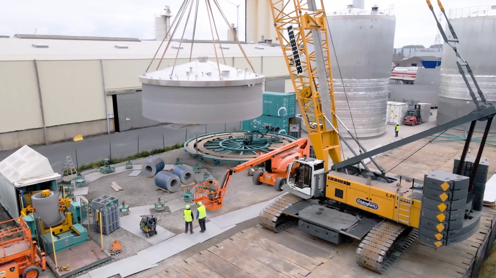 Tank construction on-site at SEA-Tank Terminal Ghent