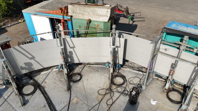 on-site welding setup for stainless steel storage tank wall sections